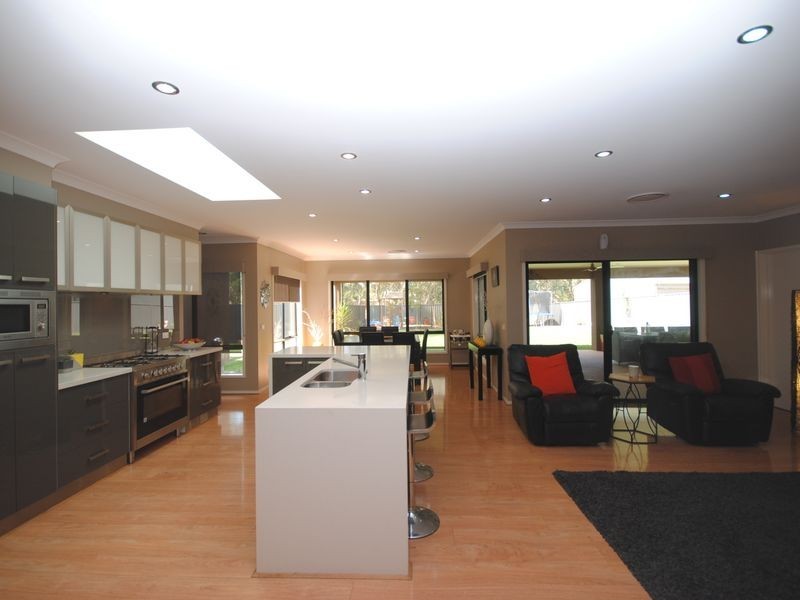 4 Thom Street, Alexandra VIC 3714