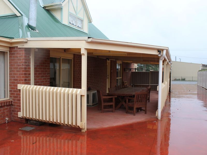 86 Nihil Street, Alexandra VIC 3714