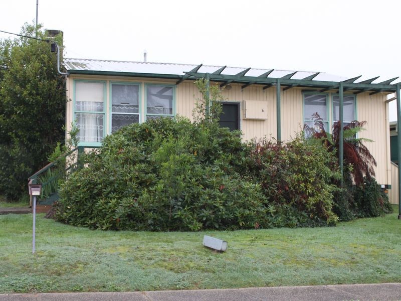 6 Ninth Street, Eildon VIC 3713