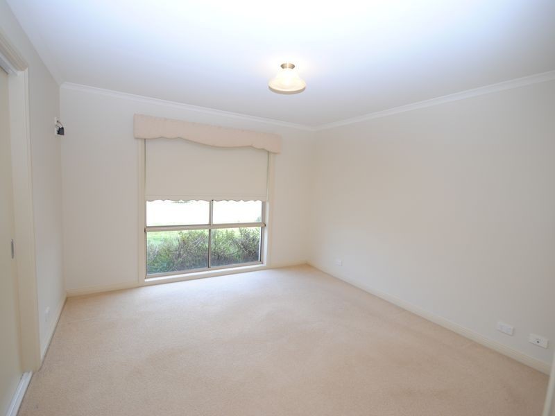 12/2 Riverside Drive, Eildon VIC 3713