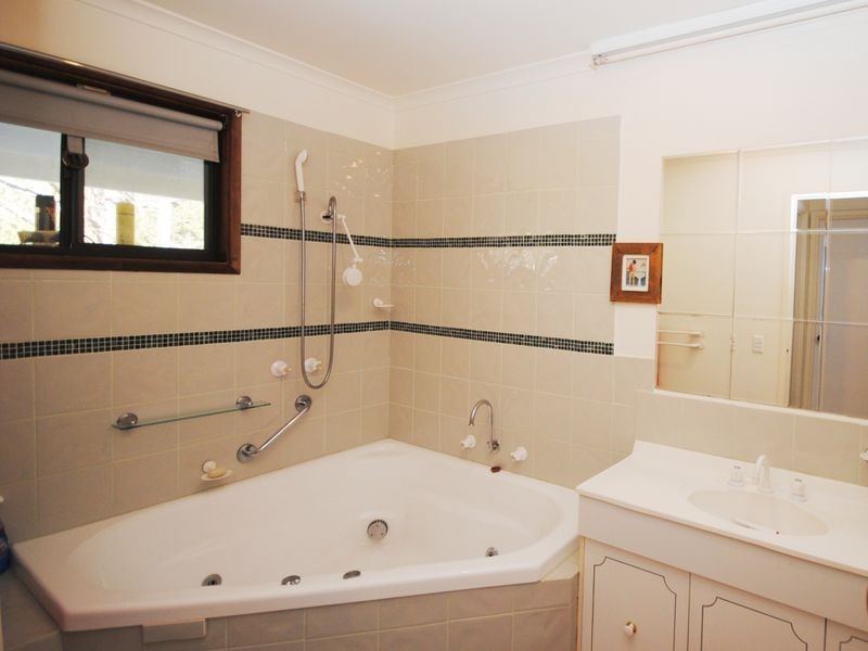 11 McGuigans Road, Kanumbra VIC 3719