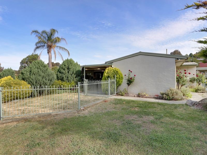 40 Pendlebury Street, Alexandra VIC 3714