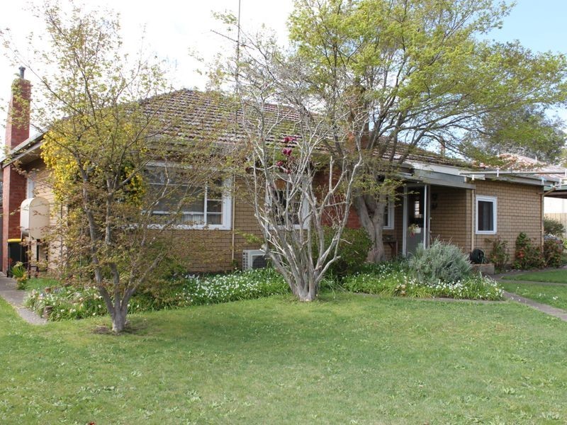 74 Bayley Street, Alexandra VIC 3714