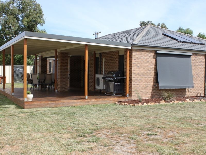 15 Peterkin Street, Alexandra VIC 3714