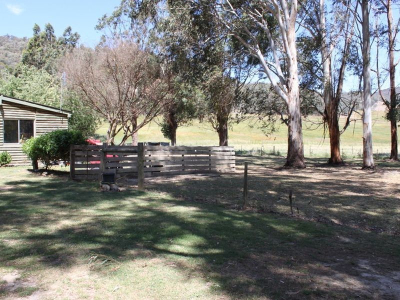 894 Maintongoon Road, Alexandra VIC 3714