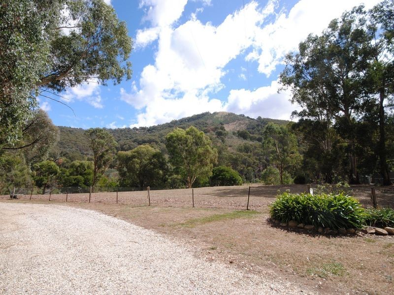 894 Maintongoon Road, Alexandra VIC 3714