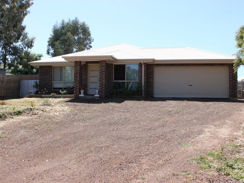1 Coates Court, Alexandra VIC 3714