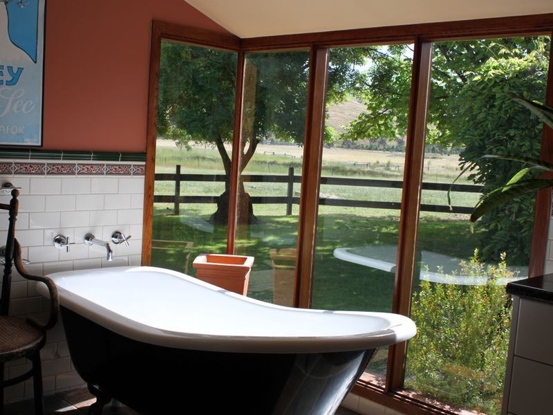 1 UT Creek Road, Alexandra VIC 3714