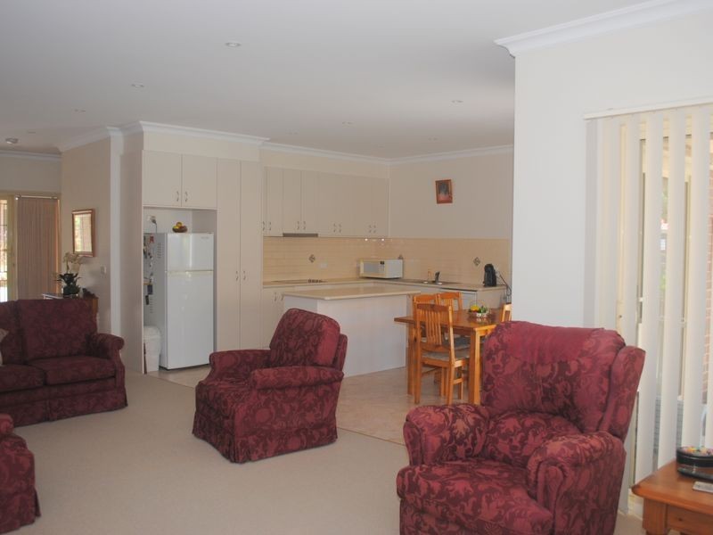 3/2 Thom Street, Alexandra VIC 3714