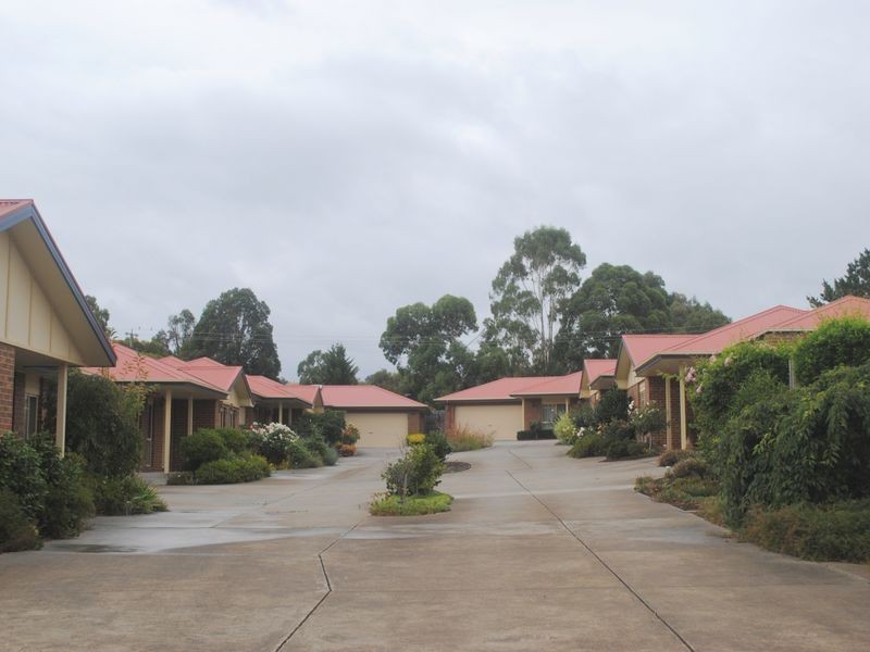 3/2 Thom Street, Alexandra VIC 3714