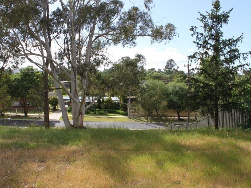 8 Green Street, Alexandra VIC 3714