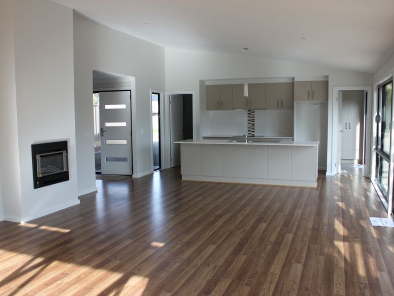 11 Pendlebury Street, Alexandra VIC 3714