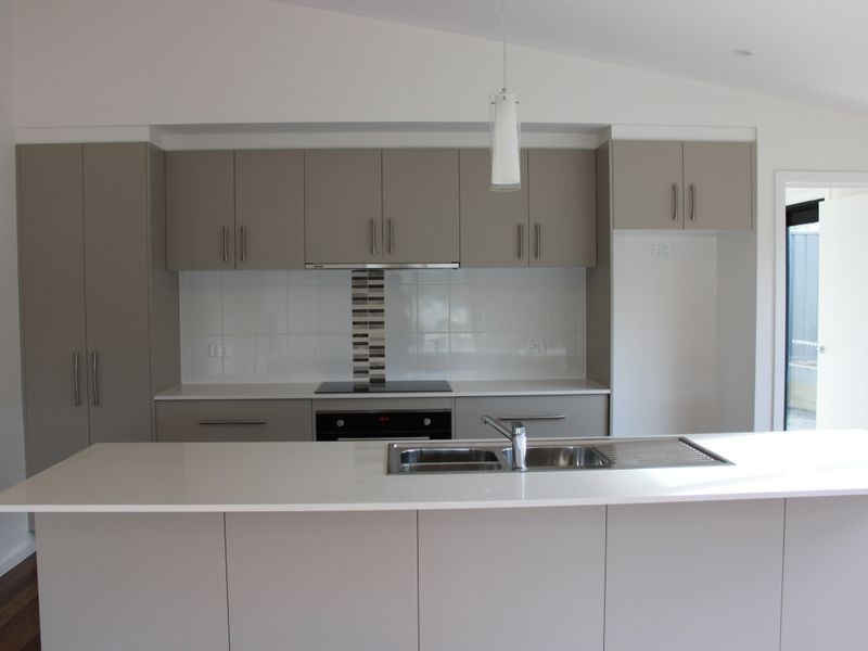 82 Myrtle Street, Alexandra VIC 3714