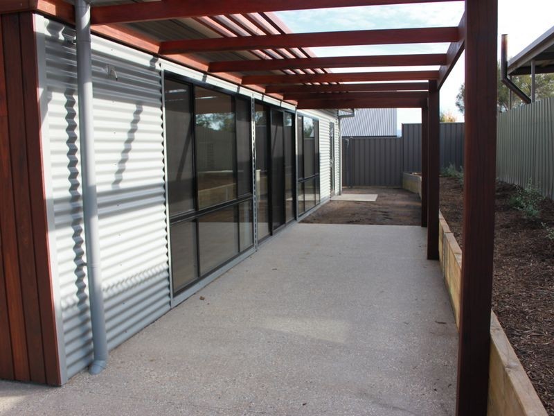 82 Myrtle Street, Alexandra VIC 3714