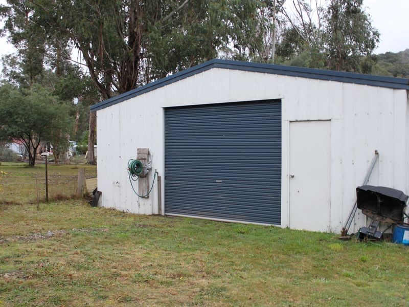 6 Steavenson Road, Buxton VIC 3711