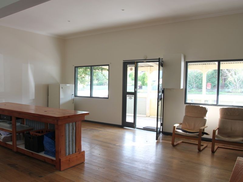 7 High Street, Eildon VIC 3713