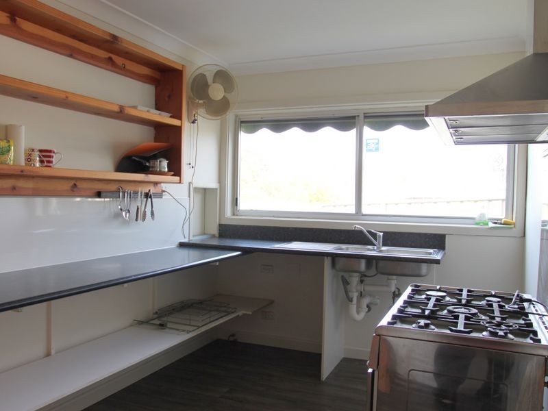 7 High Street, Eildon VIC 3713