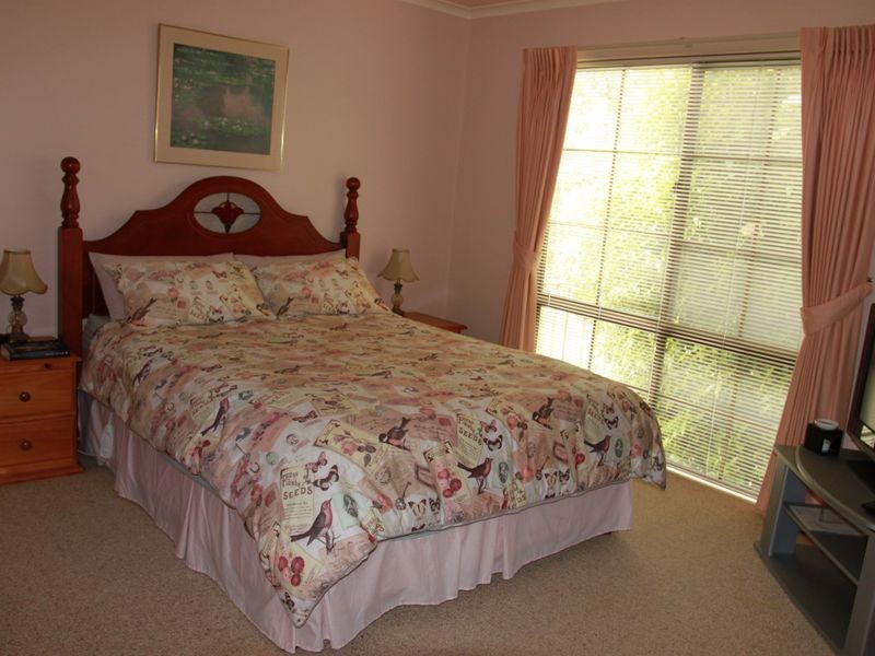 23 Sixth Street, Eildon VIC 3713