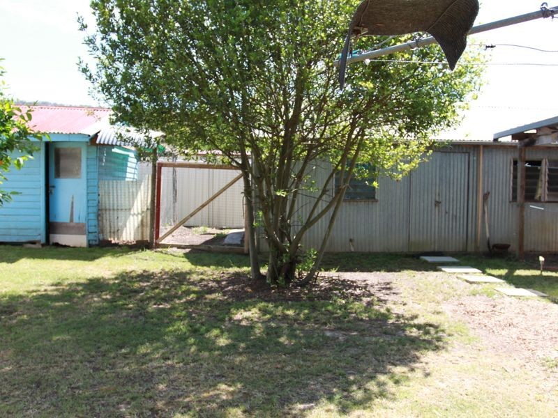 42 Ninth Street, Eildon VIC 3713