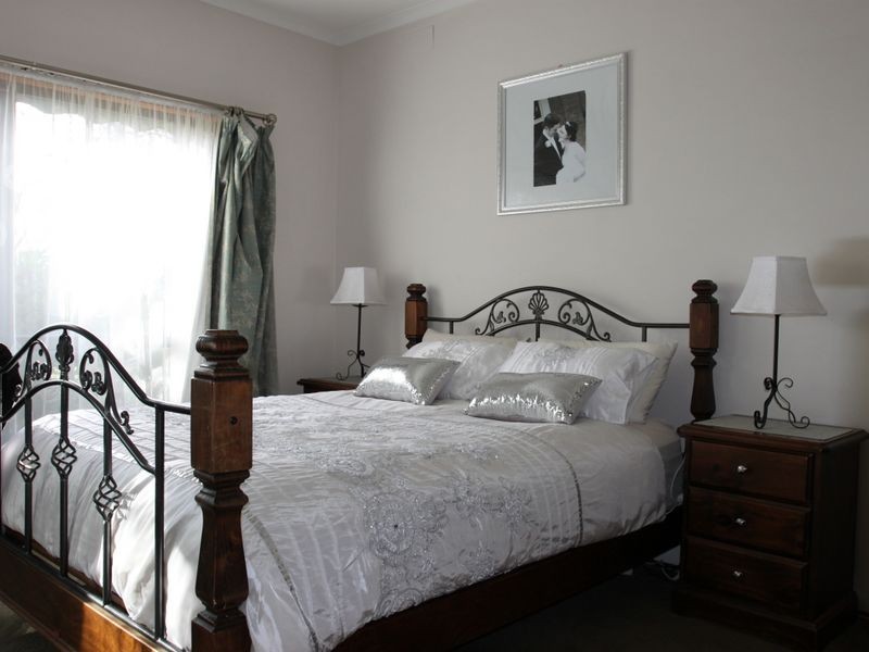 24 Downey Street, Alexandra VIC 3714