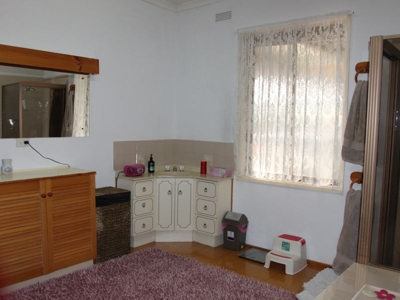 24 Downey Street, Alexandra VIC 3714