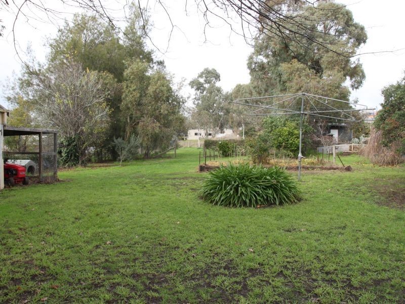 24 Downey Street, Alexandra VIC 3714