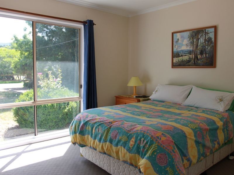 2 Aroona Drive, Buxton VIC 3711