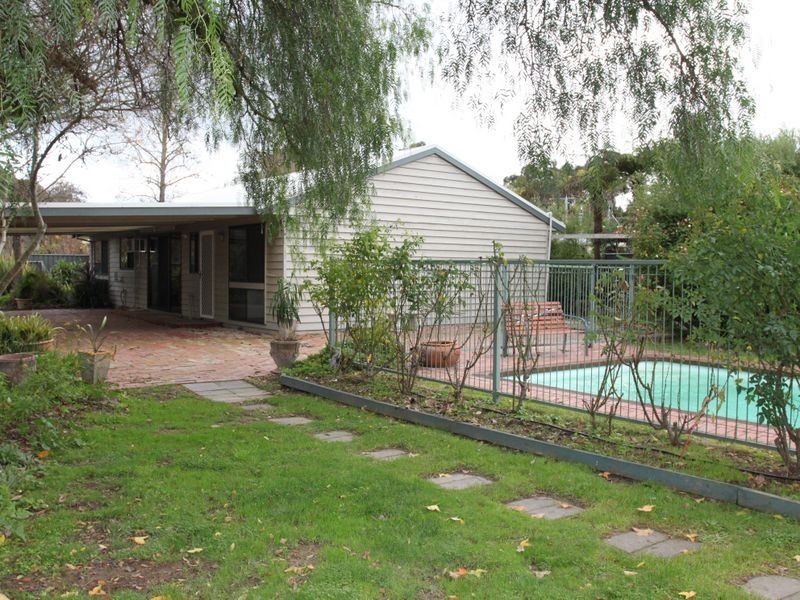 36 William Street, Alexandra VIC 3714