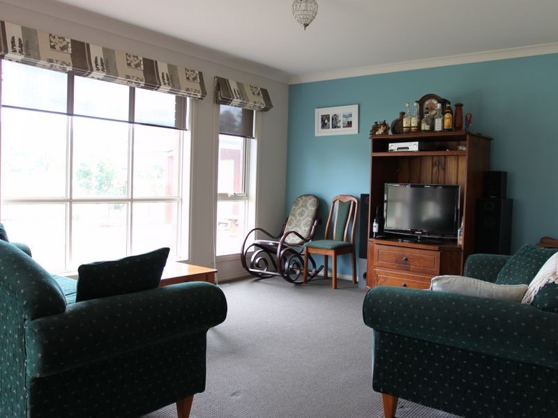 17 Peterkin Street, Alexandra VIC 3714