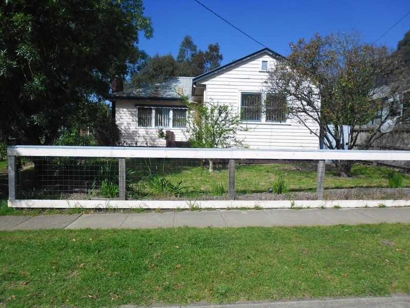 13 Webster Street, Alexandra VIC 3714