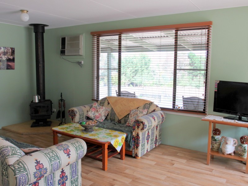 16 Jones Close, Alexandra VIC 3714