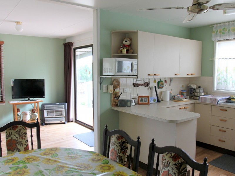 16 Jones Close, Alexandra VIC 3714