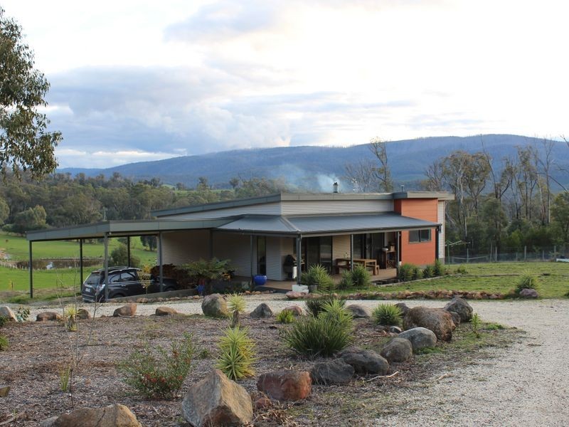 250 South Cathedral Lane, Buxton VIC 3711