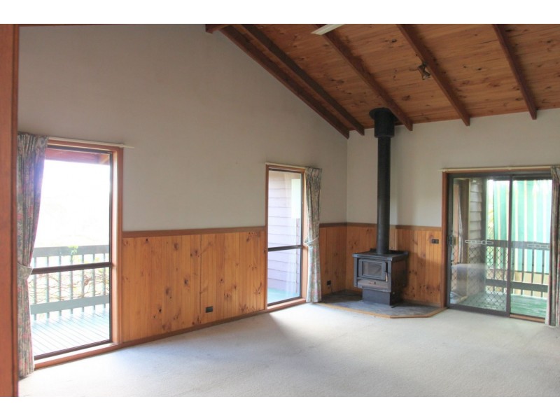 63 Villeneuve Street, Alexandra VIC 3714