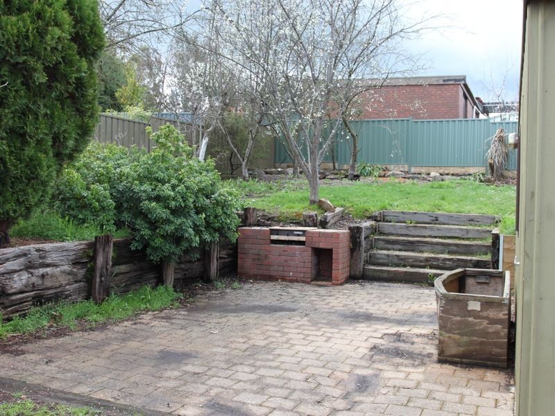 63 Villeneuve Street, Alexandra VIC 3714