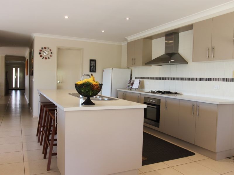 6 Toronga Rise, Alexandra VIC 3714