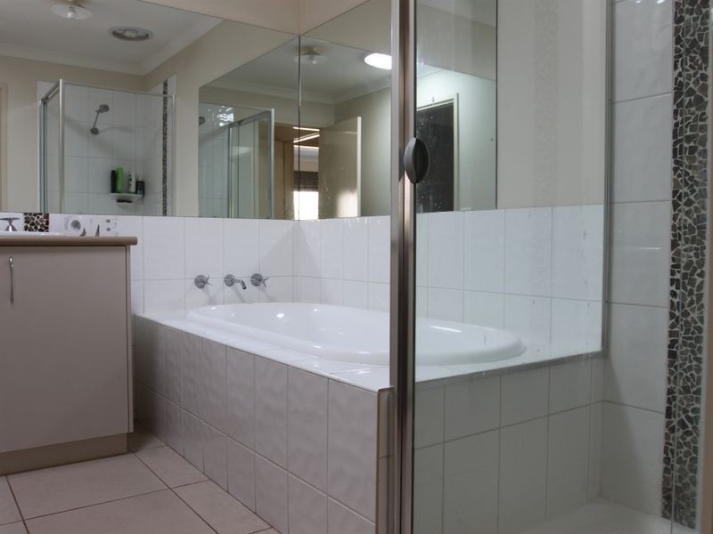 6 Toronga Rise, Alexandra VIC 3714