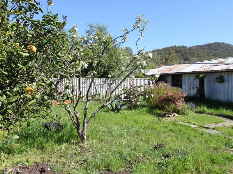 46 Ninth Street, Eildon VIC 3713