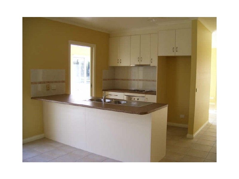 34 Riversdale Road, Alexandra VIC 3714