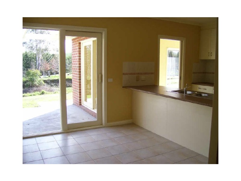 34 Riversdale Road, Alexandra VIC 3714