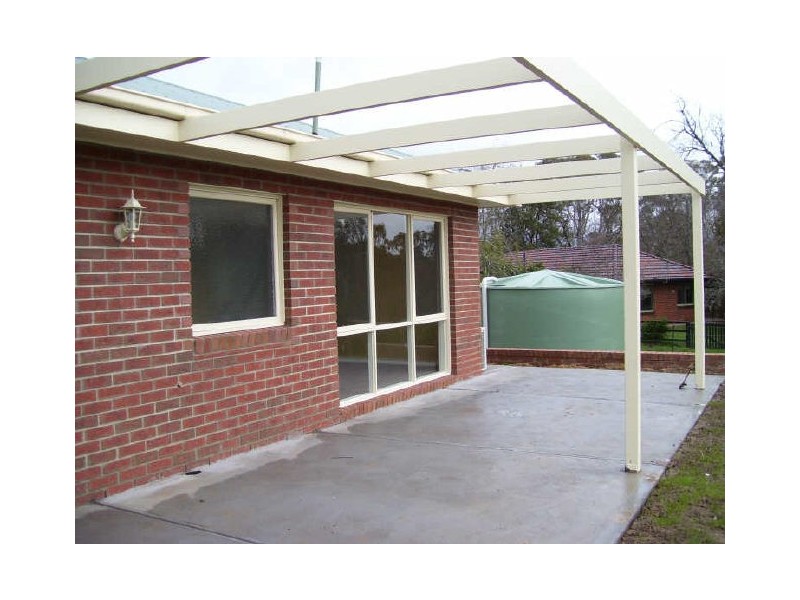 34 Riversdale Road, Alexandra VIC 3714