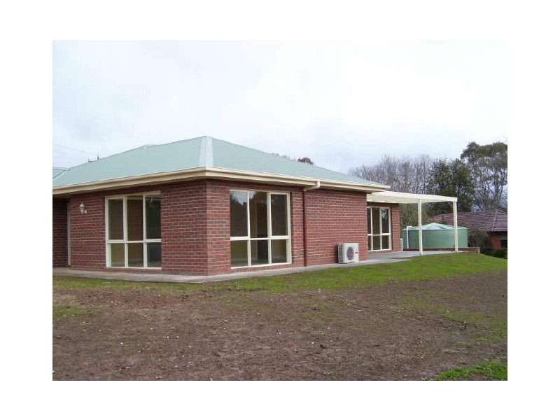 34 Riversdale Road, Alexandra VIC 3714