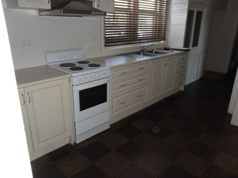 8 Webster Street, Alexandra VIC 3714