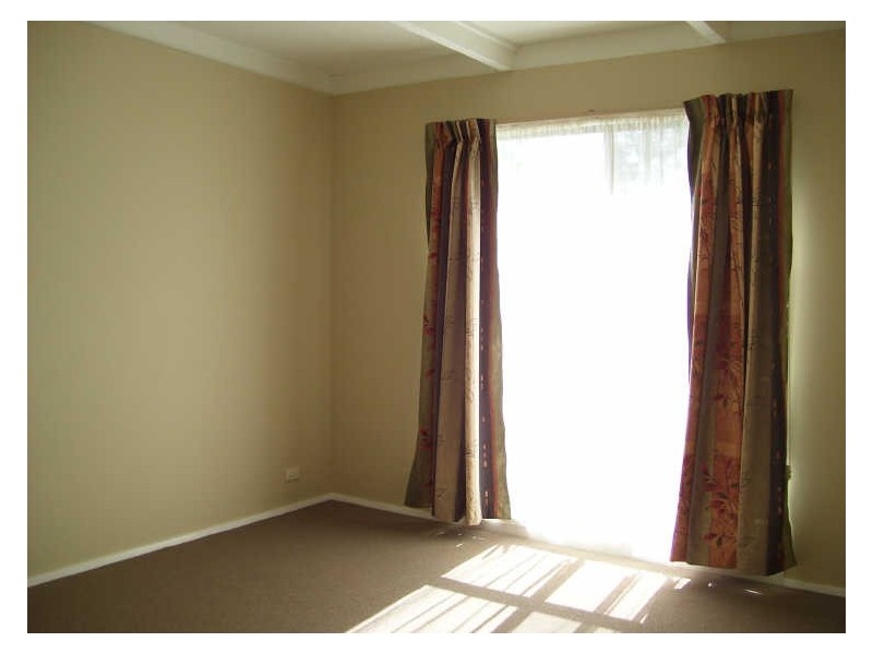 2/5 Taylor Street, Alexandra VIC 3714