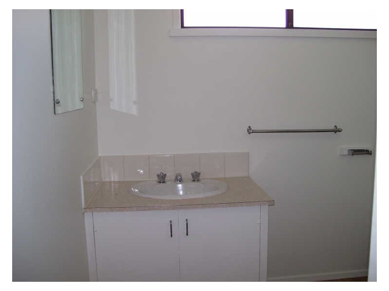 2/5 Taylor Street, Alexandra VIC 3714