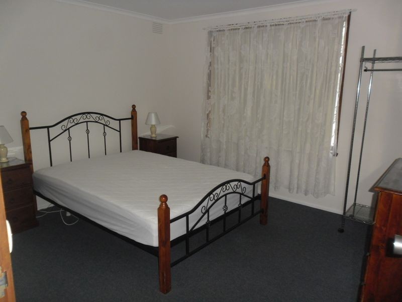 Unit 4/4 South Crescent, Eildon VIC 3713