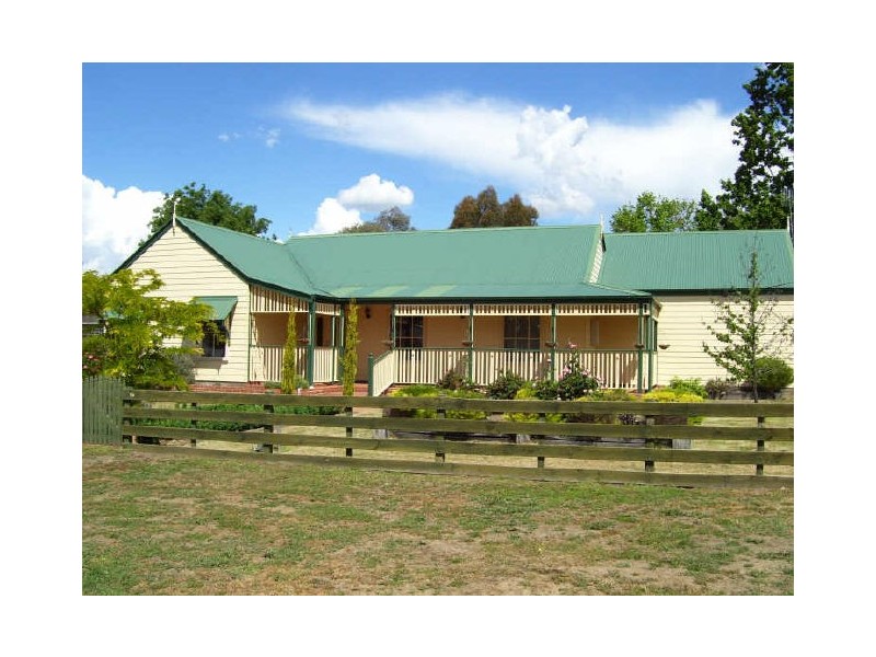 24 Thom Street, Alexandra VIC 3714