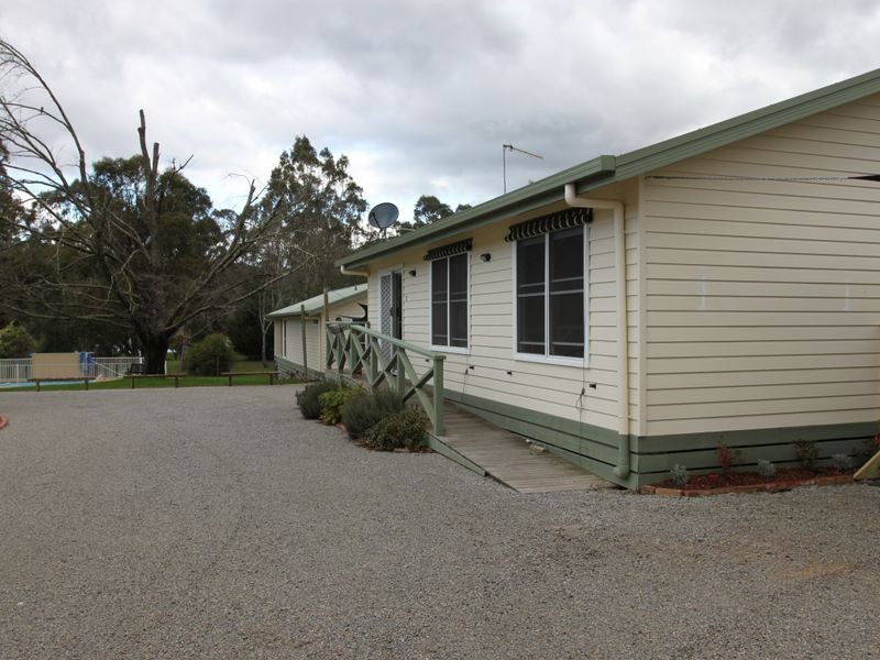 Unit 8/4 South Crescent, Eildon VIC 3713
