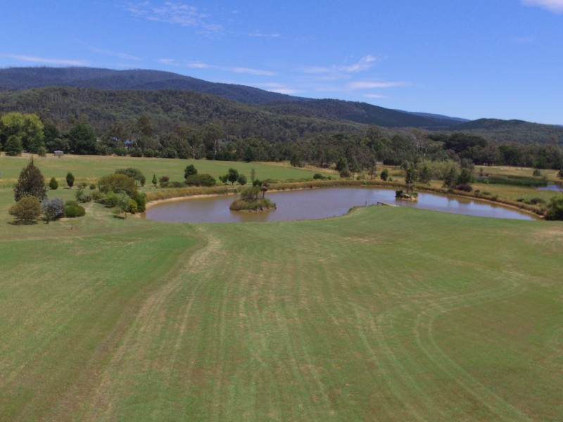 71 Seal Rock Rd, Buxton VIC 3711