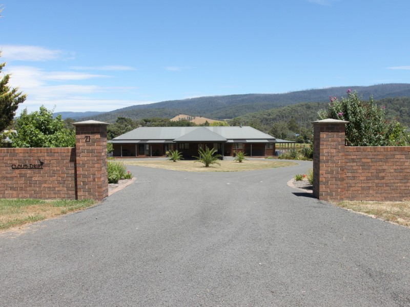 71 Seal Rock Rd, Buxton VIC 3711